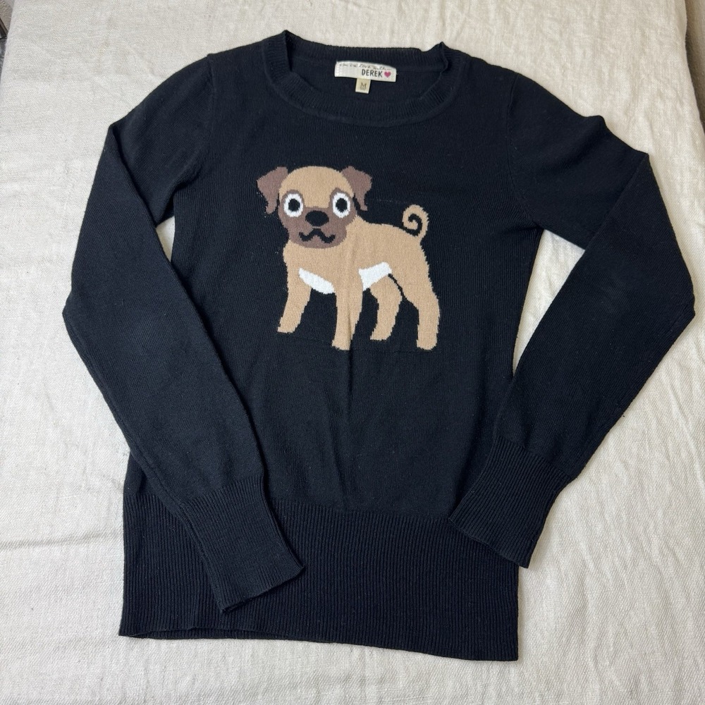 I'm in Love with Derek Pug Dog Sweater Size M Black Crewneck Lightweight Cute